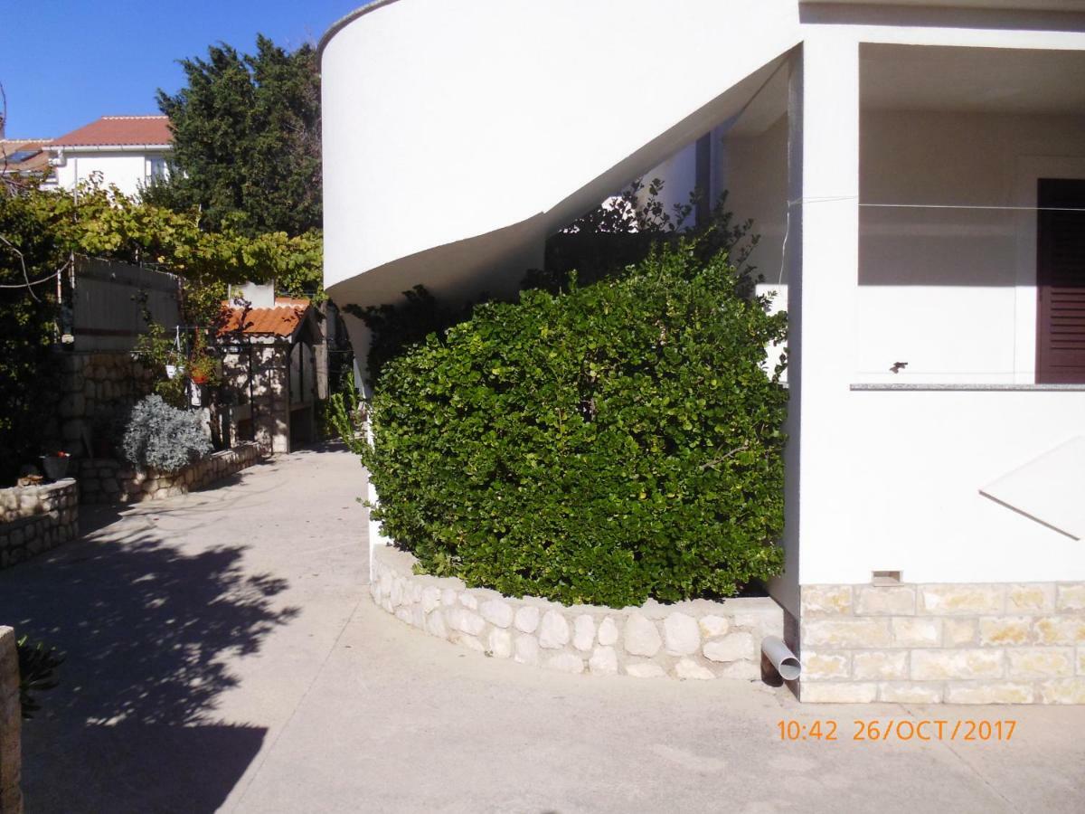 Apartments Lidija Pag Town Dış mekan fotoğraf